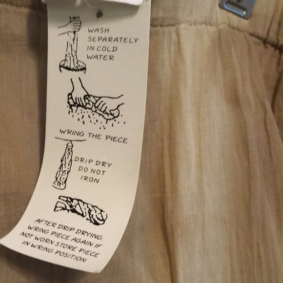 Broomstick skirt in shades of tan - Picture 4 of 5